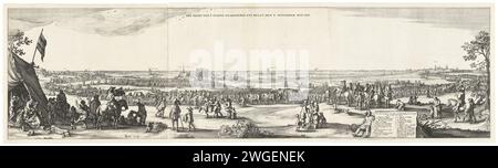 Übung der spanischen Garnison aus Hulst, 1645, 1645 Druckübung der spanischen Garnison aus Hulst, 1645. Hulst wurde am 28. September von der Staatsarmee unter Frederik Hendrik belagert und am 5. November 1645 eingenommen. Präsentation bestehend aus drei Zeitschriften. Im Vordergrund stehen Soldaten, im Hintergrund, die Prozession mit Güterwagen, Fußsoldaten und Fahrern. Vielleicht Teil eines unversammelten Ensembles, bestehend aus den beiden Karten, dem Profil, dem Magazin mit den sechs Forts, den drei Zeitschriften des Exodus der Garnison und den beiden Textzeitschriften. Druckerei: Amsterdamprint Stockfoto
