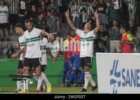 Curitiba, Brasilien. Februar 2024. PR - CURITIBA - 02/04/2024 - PARANAENSE 2024, CORITIBA (Foto: Robson Mafra/AGIF/SIPA USA) Credit: SIPA USA/Alamy Live News Stockfoto