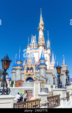 Cinderella's Castle, Fantasyland, Magic Kingdom, Walt Disney World Resort, Orange County, Orlando, Florida, Vereinigte Staaten von Amerika Stockfoto