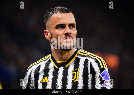 Mailand, Italien. Februar 2024. Filip Kostic (Juventus FC) während des italienischen Meisterschaftsspiels der Serie A zwischen dem FC Internazionale und Juventus FC am 4. Februar 2024 im Giuseppe Meazza Stadion in Mailand, Italien - Credit: Luca Rossini/E-Mage/Alamy Live News Stockfoto