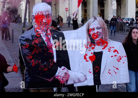 Torino, Turin, Italien. Februar 2024. Regionale Demonstration in Turin zur Beendigung der Bombardierung von Gaza und zur Verteidigung der Palästinenser. (Kreditbild: © Daniela Parra Saiani/Pacific Press via ZUMA Press Wire) NUR REDAKTIONELLE VERWENDUNG! Nicht für kommerzielle ZWECKE! Stockfoto