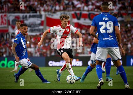 Buenos Aires, Buenos Aires, Argentinien. Februar 2024. Während des Spiels zwischen River Plate und Velez als Teil von Fecha 3 - Copa de la Liga Argentina de Futbol 2024 im Estadio Monumental, am 04. Februar 2024 in Buenos Aires, Argentinien (Credit Image: © Roberto Tuero/ZUMA Press Wire) NUR REDAKTIONELLE VERWENDUNG! Nicht für kommerzielle ZWECKE! Stockfoto