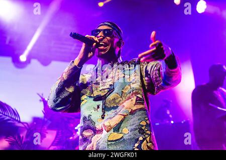 Mailand, Italien. Februar 2024. Micah Davis, bekannt als Masego, tritt live bei Fabrique in Mailand auf. Quelle: SOPA Images Limited/Alamy Live News Stockfoto