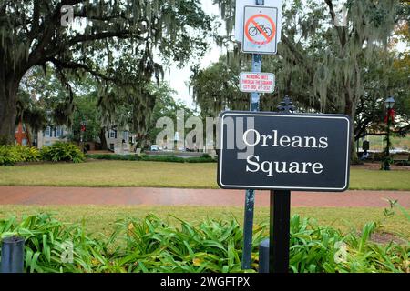 Schild am Orleans Square (1815) im historischen Savannah, Georgia; benannt nach Andrew Jacksons Sieg in der Schlacht von New Orleans im Krieg von 1812. Stockfoto
