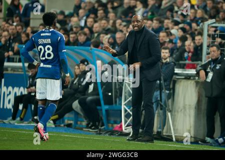 Straßburg, Frankreich. Februar 2024. Trainer des RC Straßburg Patrick Vieira während des französischen Meisterschaftsspiels Ligue 1 zwischen RC Straßburg und Paris Saint-Germain am 2. Februar 2024 im Stade de La Meinau in Straßburg, Frankreich - Foto Jean Catuffe/DPPI Credit: DPPI Media/Alamy Live News Stockfoto