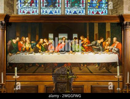 Kopie von Da Vincis letztem Abendmahl hinter dem Altar in der Gemeinde St. Michael und All Angels in Ledbury Herefordshire UK Stockfoto
