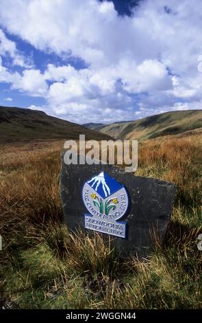 Grenzschild zum Nationalpark Snowdonia in Großbritannien, Wales, Snowdonia. Stockfoto