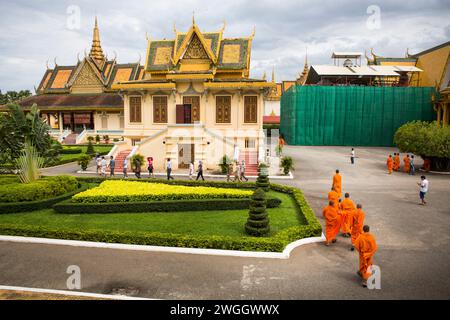 Leute im Royal Palace Complex, Phnom Penh, Kambodscha Stockfoto