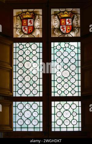 Buntglasfenster in Alcazar de Segovia, Spanien Stockfoto