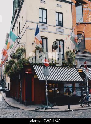 Kleiner Pub in einer Ecke des Zentrums von Dublin in Irland, am 18. November 2019 Stockfoto