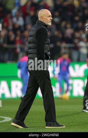 Frosinone, Italien. Februar 2024. Foto Alessandro Garofalo/LaPresse 03 febbraio 2024 Frosinone, Italia Sport calcio Frosinone vs Mailand - Campionato di calcio Serie A TIM 2023/2024 - stadio Benito Stirpe Nella Foto: Stefano Pioli allenatore (AC Milan); Februar 2024 Frosinone, Italien Sport Fußball Frosinone vs Mailand - italienische Fußballmeisterschaft Liga A TIM 2023/2024 - Benito Stirpe Stadion. Auf dem Bild: Stefano Pioli Coach (AC Milan); Credit: LaPresse/Alamy Live News Stockfoto