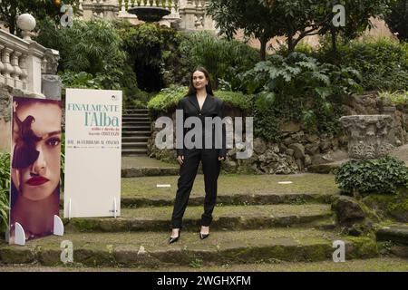 Rom, Italien. Februar 2024. Lily James während des Fotoaufrufs des Films „Finalmente l’Alba“, 5. Februar 2024, im Garten des Hotels The Russie, Rom Italien Credit: Live Media Publishing Group/Alamy Live News Stockfoto