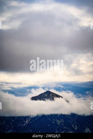 Kein Schnee auf den Bergen - Cambre d'Az, Pyrenäen Orientales, Januar 2024 Stockfoto