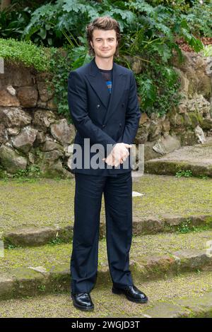 Rom, Italien. Februar 2024. Joe Keery nimmt am Fotogespräch „Finalmente l'Alba“ in Rom Teil. Quelle: SOPA Images Limited/Alamy Live News Stockfoto