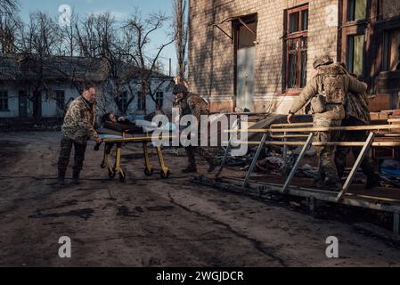 Ukraine. November 2023. Adrien Vautier/Le Pictorium - Sportlertraining in der Ukraine während des Krieges - 28/11/2023 - Ukraine - Evakuierung von verwundeten Soldaten aus der Bakhmout-Front. November 2023. Quelle: LE PICTORIUM/Alamy Live News Stockfoto