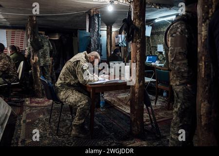 Ukraine. November 2023. Adrien Vautier/Le Pictorium - an der Front in der Ukraine während des Krieges - 28/11/2023 - Ukraine - im Hauptquartier des 515. Bataillons, 1. Brigade. Chassiv Yar, 28. November 2023. Quelle: LE PICTORIUM/Alamy Live News Stockfoto