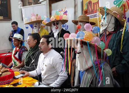 CUENCA-LANZAMIENTO CARNAVAL DE LOS RUCOS NULTI. Cuenca,Ecuador 5 de febrero de 2024 Este sabado 10 de febrero en la parroquia de Nulti en Cuenca , se llevara a cabo el Carnaval de los Rucos, que cada ano se realiza con,comparsas, dulce y el tradicional MotePata, esto y mas. El presidente del GAD Sebastkian Auquilla invito a las fiestas de carnaval en Nulti el dia de hoy. foto Boris Romoleroux/API. ACE-CUENCA-LANZAMIENTOCARNAVALDELOSRUCOSNULTI.-65873ab46314ff1f51301ed6063e5976 *** CUENCA STARTET KARNEVAL DER RUCOS NULTI Cuenca, Ecuador 5. Februar 2024 diesen Samstag, 10. Februar in der Pfarrei Stockfoto