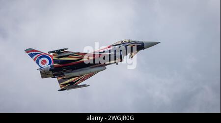 Fairford, Großbritannien - 14. Juli 2022: Eurofighter Typhoon im Flug Stockfoto