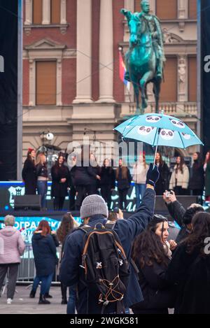 Januar 2024, Belgrad, Serbien, Weihnachtskonzert mit klassischer Musik auf dem Platz der Republik im Zentrum der Stadt Stockfoto