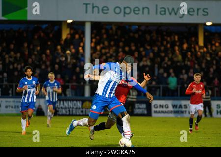 Mani Dieseruvwe von Hartlepool United nimmt sich während des Spiels der Vanarama National League gegen die York-Verteidigung an Stockfoto