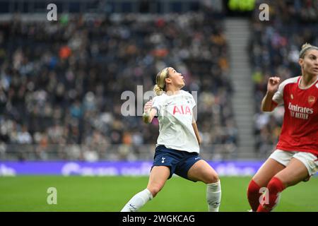 20231216 Celin Bizet Ildhusøy für Tottenham Hotspur Women gegen Arsenal Women Stockfoto