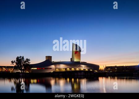 MediaCity-Gebiet von Salford Quays Imperial war Museum North in Trafford im regenerierten Manchester Ship Canal. Stockfoto