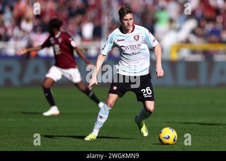 Toma Basic of US Salernitana in Aktion während des Spiels der Serie A zwischen Torino FC und uns Salernitana im Stadio Olimpico am 4. Februar 2023 in Turin, Italien. Stockfoto