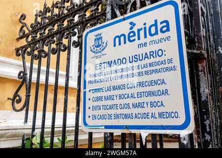 Merida Mexico, Parque Zoologico del Centenario hundertjähriger öffentlicher Park,, Hinweisinformationen, Atemwegserkrankungen vorbeugen, Hände waschen, Mundschutz ans Stockfoto