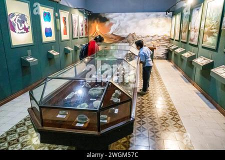 Merida Mexico, Centro, Museo de Historia Naturkundemuseum, Exponate Ausstellung Ausstellungen Sammlung, Sammlungen Galerie Galerien, tektonische volk Stockfoto