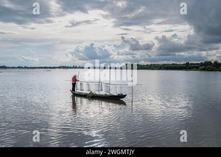 Das Leben der Menschen in der südwestlichen Region Vietnams während der Hochwassersaison Stockfoto