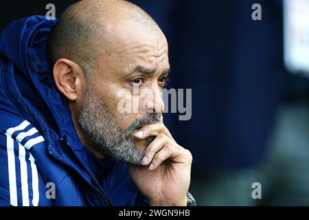 Aktenfoto vom 04.02.2024 von Nuno Espirito Santo, der sich weigerte, über das Rückspiel der vierten Runde des FA Cups von Nottingham Forest gegen Bristol City hinaus zu schauen, wobei ein Rückspiel gegen Manchester United auf die Gewinner wartete. Ausgabedatum: Dienstag, 6. Februar 2024. Stockfoto