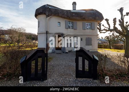 Das Haus Duldeck (erbaut 1915) beherbergt heute das Rudolf Steiner Archiv. Das Goetheanum Dornach, Kanton Solothurn, Schweiz. Das Haus Duldeck Stockfoto