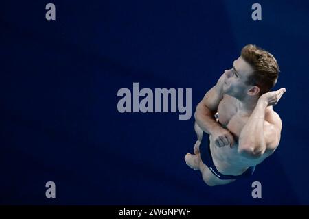 Doha, Katar. Februar 2024. Moritz Wesemann (Deutschland) nimmt am 6. Februar 2024 im Hamad Aquatic Center in Doha (Katar) an der 3m Spring Men Preliminary Teil. Quelle: Insidefoto di andrea staccioli/Alamy Live News Stockfoto