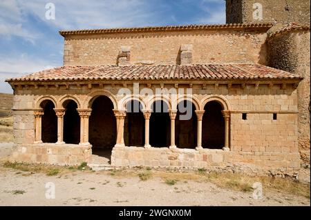 Caracena, Kirche San Pedro (romanische 12. Jahrhundert). Soria Provinz, Castilla y Leon, Spanien. Stockfoto