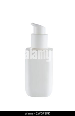 Weiße Kosmetikflasche isoliert auf weißem Hintergrund Stockfoto