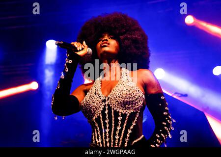 Mailand, Italien. Februar 2024. Tanerélle Stephens, auch bekannt als Tanerelle, tritt am 4. Februar 2024 live bei Fabrique in Mailand auf (Foto: Mairo Cinquetti/SOPA Images/SIPA USA) Credit: SIPA USA/Alamy Live News Stockfoto