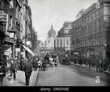 Fleet Street in London im 19. Jahrhundert, mit der St Paul’s Cathedral, die das historische Stadtleben zeigt Stockfoto