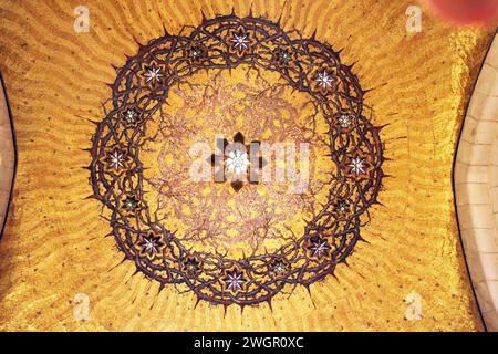 Dornenkrone, Mosaik in der Kirche der Geißelung, in der Altstadt von Jerusalem, Israel Stockfoto