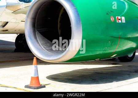 Detail eines Privatjets, der am Flughafen parkt Stockfoto