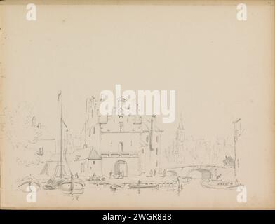 Stadtbild, Adrianus Everssen, ca. 1828 - 1897 Blick auf eine Stadt am Wasser. Vor einem Gebäude mit Stufengiebeln. Auf der rechten Seite eine Brücke. Links ein Anlegeplatz für Boote. Eine Kirche in der Ferne. Seite 31 aus einem Skizzenbuch mit 41 Blättern. Niederlande Papier. Blick auf die Stadt mit Bleistift und Landschaft mit künstlichen Bauten. Brücke in der Stadt über Fluss, Kanal usw. Kirche (außen). Segelschiff, Segelboot Stockfoto