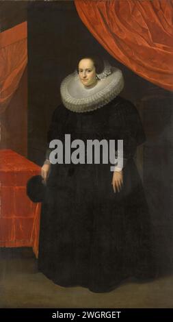 Porträt von Suzanna Moor (1608–57), anonym, in oder nach 1629 Gemälde Porträt von Suzanna Moor (1608–57), Ehefrau von Laurens Reael seit 1629. Stehend, hinten, leicht nach links. In der rechten Hand eine Reihe von schwarzen Straußen. Links ein Tisch mit rotem Teppich und Bett. Anhänger von SK-A-3741. Leinwand. Ölfarbe (Farbe) historische Personen - BB - Frau Stockfoto