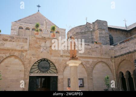 Kreuzgang Garten der St. Katharinen-Kirche, Bethlehem, Israel Stockfoto