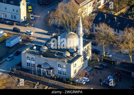 Luftbild, Moschee DITIB- Türkisch Islamische Gemeinde zu Gladbeck, Wielandstraße Ecke Bramsfeld, Butendorf, Gladbeck, Ruhrgebiet, Nordrhein-Westfalen, Deutschland ACHTUNGxMINDESTHONORARx60xEURO *** Luftansicht, Moschee DITIB Türkische Islamische Gemeinschaft Gladbeck, Wielandstraße Ecke Bramsfeld, Butendorf, Gladbeck, Ruhrgebiet, Nordrhein-Westfalen, Deutschland ATTENTIONxMINDESTHONORARx60xEURO Stockfoto