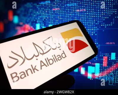 Konskie, Polen – 05. Februar 2024: Logo des Unternehmens Bank Albilad auf dem Mobiltelefon Stockfoto