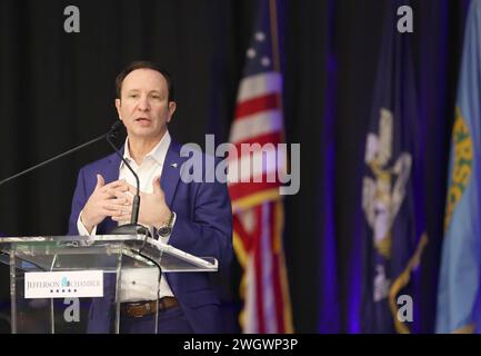 Westwego, USA. Februar 2024. Der Gouverneur von Louisiana, Jeff Landry, spricht während der Jahrestagung der Handelskammer von Jefferson 2024 im Alario Center in Westwego, Louisiana am Dienstag, den 6. Februar 2023. (Foto: Peter G. Forest/SIPA USA) Credit: SIPA USA/Alamy Live News Stockfoto