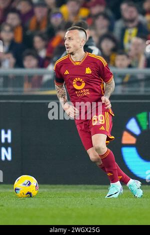 Rom, Italien. Februar 2024. Angelino von AS Roma während des Spiels Der Serie A zwischen AS Roma und Cagliari Calcio im Stadio Olimpico am 5. Februar 2024 in Rom. Quelle: Giuseppe Maffia/Alamy Live News Stockfoto