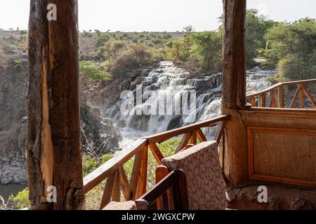 Ein Wasserfall in einer felsigen Schlucht in den Awash Nationalpark, Äthiopien Stockfoto