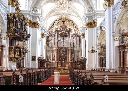 Hochaltar, Ignatiuskirche Oder Alter Dom, Linz, Oberösterreich, Österreich Stockfoto