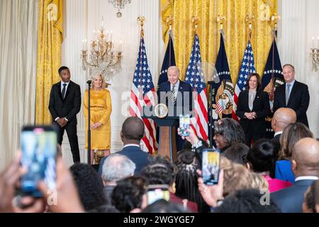 Washington, Usa. Februar 2024. US-Präsident Joe Biden hält am Dienstag, den 6. Februar 2024, beim Empfang des Black History Month im Weißen Haus in Washington, DC, Reden. Credit: Annabelle Gordon/Pool via CNP Credit: Abaca Press/Alamy Live News Stockfoto