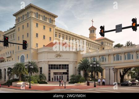 Das Flag Building, das Hauptquartier der Scientology Kirche im Zentrum von Clearwater, Florida, USA. Stockfoto